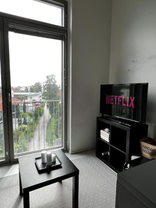 Cozy Penthouse Loft - Near The Airport Daire Vantaa Dış mekan fotoğraf