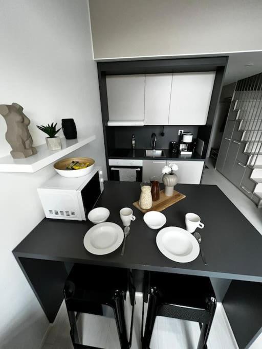 Cozy Penthouse Loft - Near The Airport Daire Vantaa Dış mekan fotoğraf