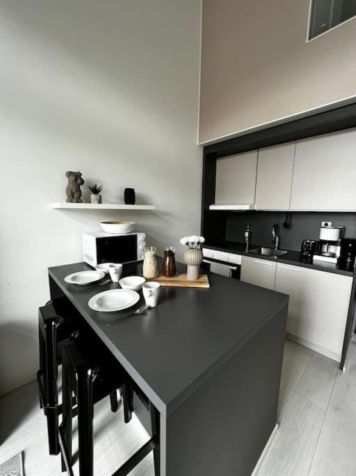 Cozy Penthouse Loft - Near The Airport Daire Vantaa Dış mekan fotoğraf